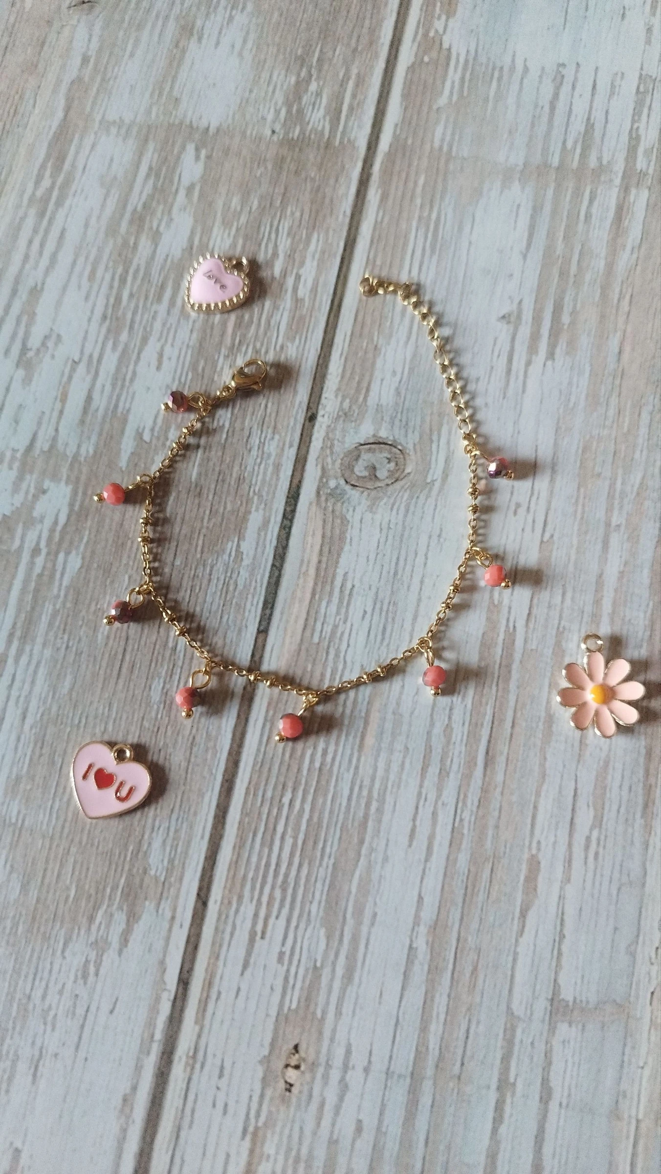 Bracelet doré et perles en acier inoxydable neuf 